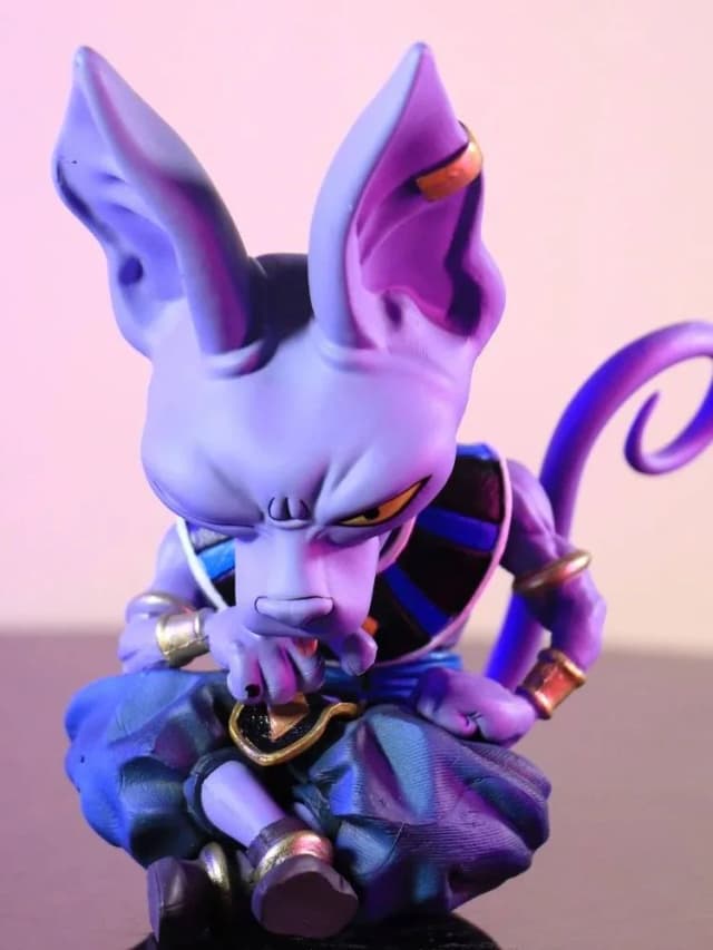 Lord Beerus “Bored God of Destruction” Figure