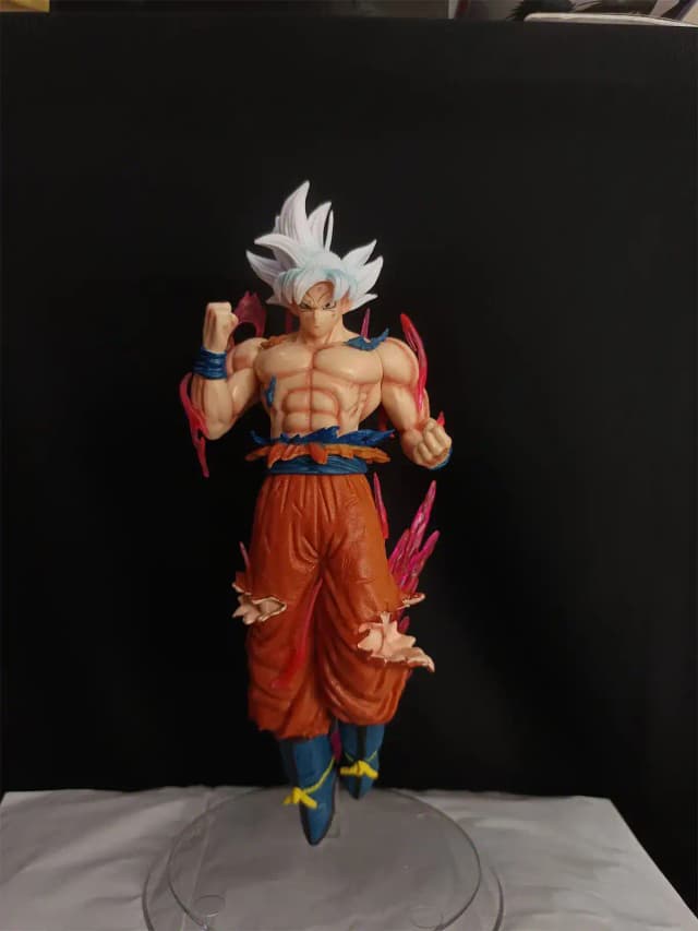Ultra Instinct Goku Figure – “Mastered Form” Edition (DBS)