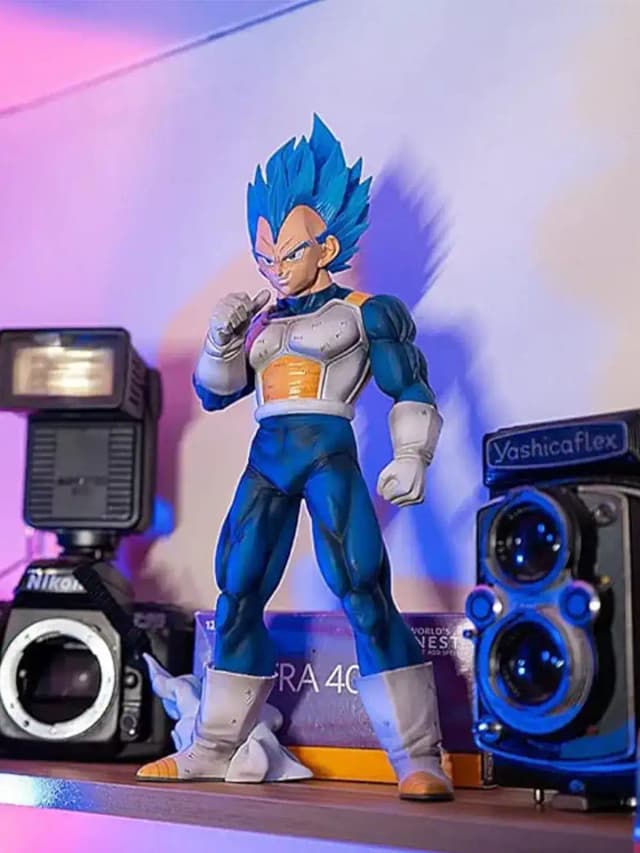 Vegeta Super Saiyan Action Figure – Dragon Ball Z