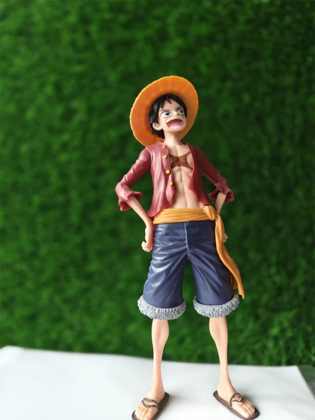 Luffy Action Figure – Captain of the Straw Hat Pirates
