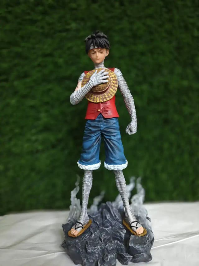 Monkey D. Luffy – Post-Marineford Bandaged Version (One Piece Collectible)