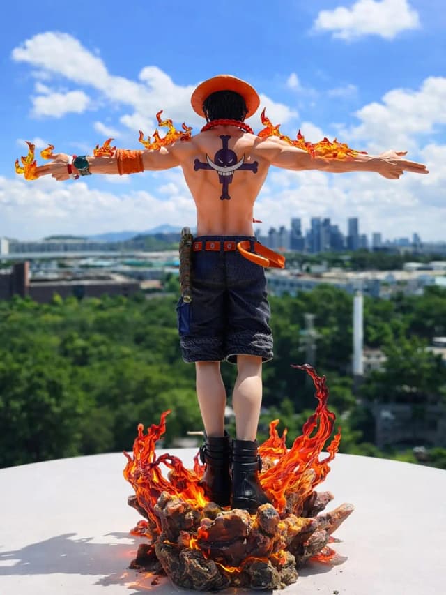 Portgas D. Ace “Fire Fist” LED Action Figure